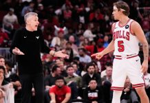 Bili Donovan podneo ostavku: više nije trener Čikago Bulsa Bili Donovan podneo ostavku na mestu trenera Čikago Bulsa