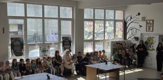 Dan otvorenih vrata u Osnovnoj školi „Ćamil Sijarić“ – predškolci upoznali školu Predškolci i roditelji na manifestaciji „Dan otvorenih vrata“ u Osnovnoj školi „Ćamil Sijarić“