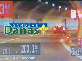 Policija zaustavlja vozilo nakon ekstremnog prekoračenja brzine na auto-putu