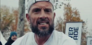 Feković dominirao Sarajevskim polumaratonom Enes Feković na Sarajevskom polumaratonu nakon cilja