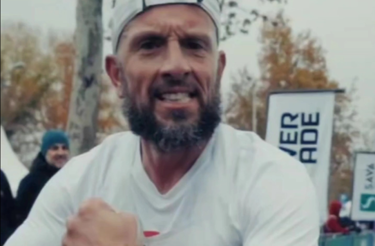 Enes Feković na Sarajevskom polumaratonu nakon cilja