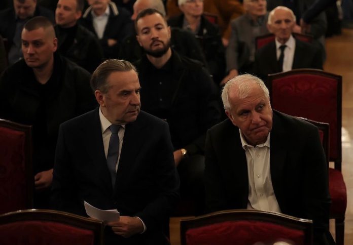 Komemoracija Dušku Vujoševiću u Skupštini grada Beograda