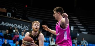 Košarkaši Splita poraženi od Mege i ispali iz ABA lige Košarkaši Splita tokom utakmice plej-auta ABA lige protiv Mege u Beogradu