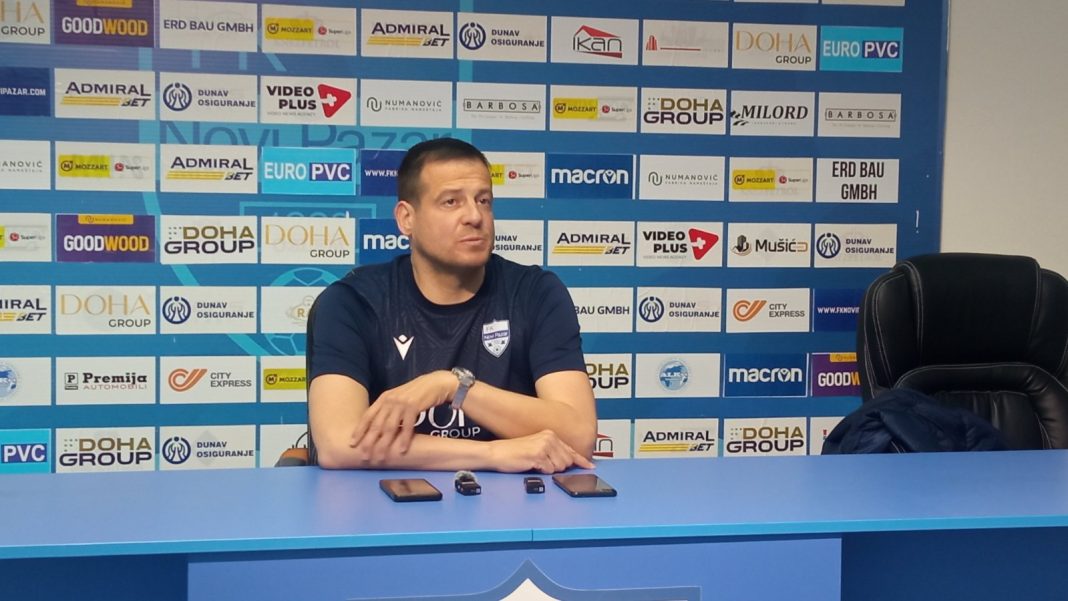 Nenad Lalatović na konferenciji za novinare pred meč protiv Partizana
