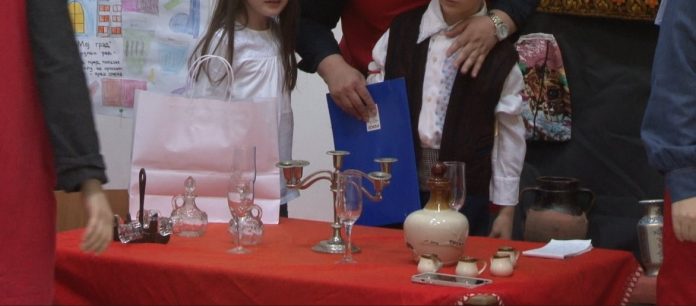 Mališani vrtića „Dečija radost“ proslavili Dan Grada pred roditeljima