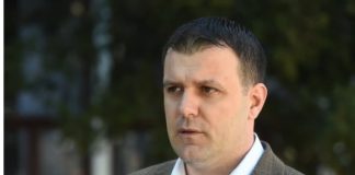 Memić: Dve deponije, dva različita pristupa Husein Memić govori o problemu deponija u Novom Pazaru i Sjenici