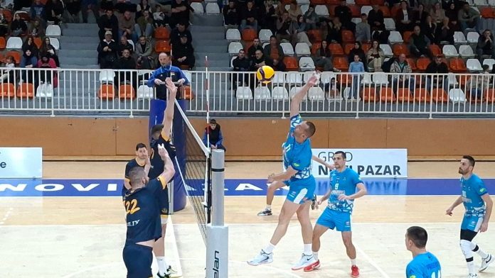 Odbojkaši Jedinstva slave pobedu nad Novim Pazarom u plej-autu