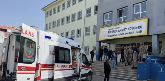 Pucnjava u školi u Turskoj: najmanje 16 povređenih, napadač izvršio samoubistvo Policija i evakuacija učenika nakon pucnjave u školi u Turskoj