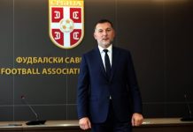 Radujko: Ako želimo rezultat, FSS mora ozbiljno da se menja Branko Radujko na sednici FSS-a govori o strategiji i promenama