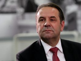 Rasim Ljajić tokom obraćanja javnosti u vezi razvoja i promena u FK Partizan