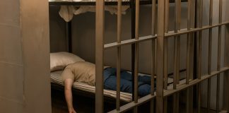 Skandal na svadbi u Bijeljini: ošamario snahu, brata udario pesnicom Sud u Bijeljini i porodični incident nakon svadbenog slavlja