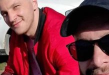 Sudbina ih spojila i u smrti: potresna priča o Sadberu i Kenanu Fotografija dvojice prijatelja Sadbera Terzića i Kenana Karamuje uz poruku sećanja