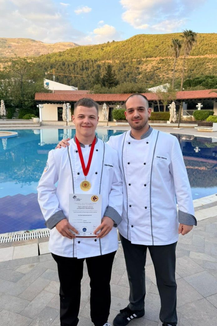 Učenici Ugostiteljsko-turističke škole na takmičenju u Budvi