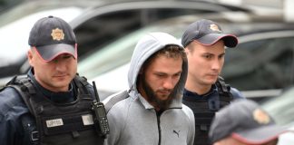 Vehid Murić priveden na saslušanje zbog trostrukog ubistva /VIDEO/ Vehid Murić priveden na saslušanje u Podgorici zbog trostrukog ubistva