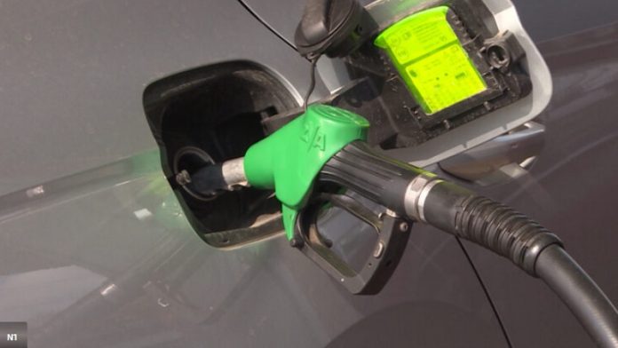 Benzinska pumpa sa cenama evrodizela i benzina
