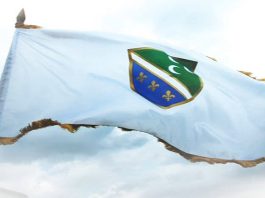 Bošnjačka nacionalna zastava tokom svečanosti BNV-a