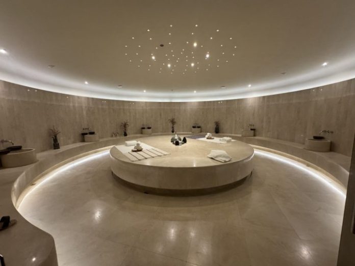 Pogled na Egejsko more i wellness ambijent u Six Senses Kaplankaya u Bodrumu