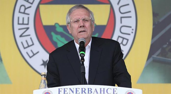 Mohamed Salah u dresu Liverpula, u fokusu glasine o transferu u Fenerbahče