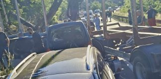 (FOTO) Nezgoda kod Ušća: vozač tokom preticanja udario u kamion Sudar kod Ušća na magistralnom putu Kraljevo–Raška