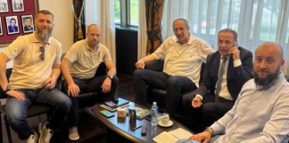 (FOTO) Sloga Sjenica kod Ljajića i Mijatovića: reči podrške pred jubilej 100 godina Delegacija FK Sloga Sjenica u poseti FK Partizan Rasimu Ljajiću i Predragu Mijatoviću