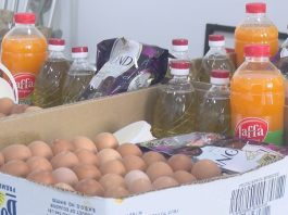 Humanitarka Safija Muratović podeljuje bajramske pakete