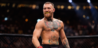 Konor Mekgregor se vraća u oktagon: borba protiv Maksa Holoveja na UFC 329 Konor Mekgregor tokom borbe u UFC oktagonu
