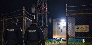 Krađa na baznoj stanici Telekoma u Bijelom Polju: troje osumnjičenih, među njima i maloljetnik Policijska saobraćajna traka i službena istraga u Bijelom Polju