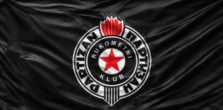Partizan traži da se finalna serija rukometa nastavi od prekida Logo Partizana i rukometna lopta na terenu tokom finala
