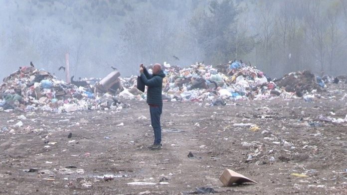 Građani protestuju u Sjenici zbog otpada i blokade deponije Goveđak