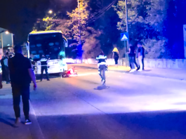 Sudar autobusa i motocikla u centru Novog Pazara, ekipe na mestu nesreće