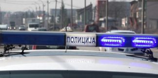 Sudar motocikla i pešakinje u Novom Pazaru (VIDEO) Snimak sa mesta sudara motocikla i pešakinje u Ulici 28. novembra u Novom Pazaru