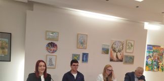 U Novom Pazaru predstavljene knjige o kulturi, identitetu i osmanskom nasleđu Promocija knjiga u Kulturnom centru u organizaciji Historijskog arhiva „Ras“ u Novom Pazaru