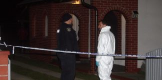 UHAPŠEN OSUMNJIČENI ZA UBISTVO DOSTAVLJAČA PICE KOD DRNIŠA Policija tokom istrage nakon hapšenja osumnjičenog za ubistvo dostavljača pice kod Drniša