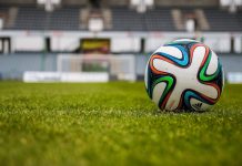Vlahović doneo remi, Juventus i Milan ostali bez Lige šampiona Dušan Vlahović postigao dva gola u Torinu, ali Juventus ostao bez Lige šampiona