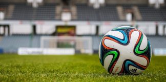 Vlahović doneo remi, Juventus i Milan ostali bez Lige šampiona Dušan Vlahović postigao dva gola u Torinu, ali Juventus ostao bez Lige šampiona