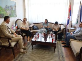 Delegacija Ambasade Francuske tokom sastanka u Gradskoj upravi Novog Pazara