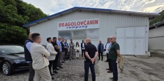 Delegacija iz BiH u Novom Pazaru: jačanje saradnje privrede i institucija Delegacija privrednika i zvaničnika iz BiH na sastanku u Novom Pazaru o jačanju privredne saradnje