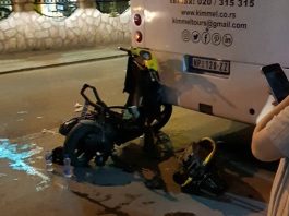 Policijski uviđaj nakon sudara motocikla i autobusa u Selakovcu