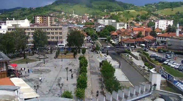 Kratkotrajno nevreme u Novom Pazaru: jaka kiša, pljuskovi i grmljavina