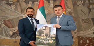 Memić nakon susreta s Al Nejadijem: saradnja za mlade Husein Memić tokom sastanka sa ministrom omladine UAE Sultanom bin Sejf el Nejadijem u Beogradu
