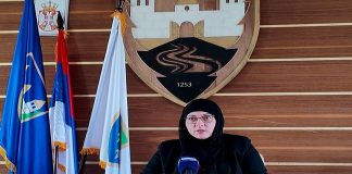 Mersija Camović Rebronja tražila da se sastanak održi u Sjenici Predsednica Opštine Sjenica Mersija Camović Rebronja zatražila da se sastanak održi u Sjenici