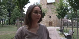 Novi Pazar beleži najveći skok u turizmu: više poseta i noćenja Turisti u šetnji Novim Pazarom tokom turističke sezone