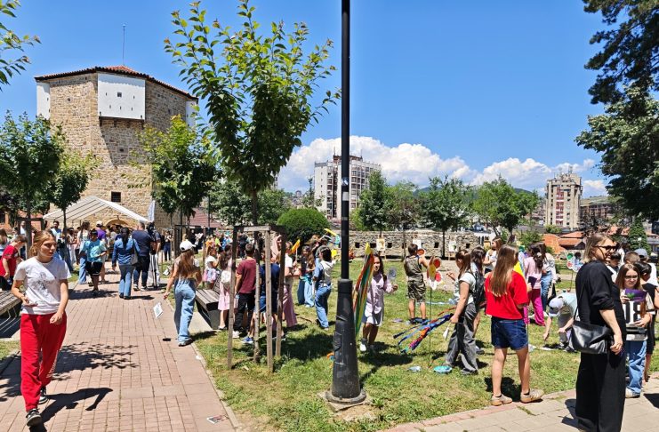 Učesnici jubilarnog Dugin Eko festivala u Gradskom parku pod sloganom „Piknik u prirodi“