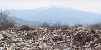 Otpadu iz Sjenice privremeno se menja odredište Kamion sa komunalnim otpadom preusmeren ka deponijama u okolnim opštinama