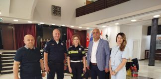 Policija Novi Pazar u akciji dobrovoljnog darivanja krvi Pripadnici PU Novi Pazar u akciji dobrovoljnog darivanja krvi