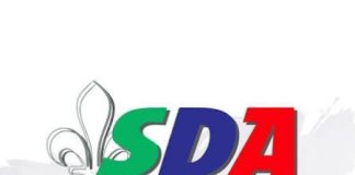 SDA Sjenica pozvala građane na protest zbog ekološke situacije Građani ispred zgrade Opštine Sjenica na protestu zbog ekološke situacije