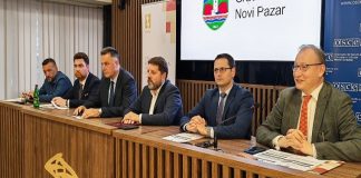 Sekretari skupština iz Srbije na skupu u Novom Pazaru Sekretari skupština iz Srbije na skupu u Novom Pazaru razgovaraju o unapređenju lokalnih parlamenata