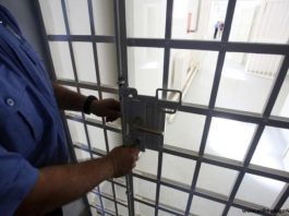 Zgrada javnog tužilaštva i dokumenta povezani sa slučajem falsifikovanih diploma