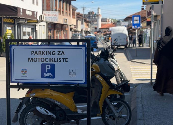 Uređena parking mesta za motocikle u centru Novog Pazara