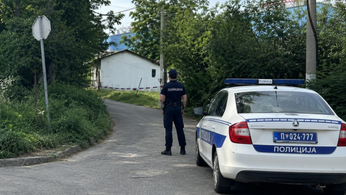 Policijska traka i uviđaj nakon ubistva u centru Beograda